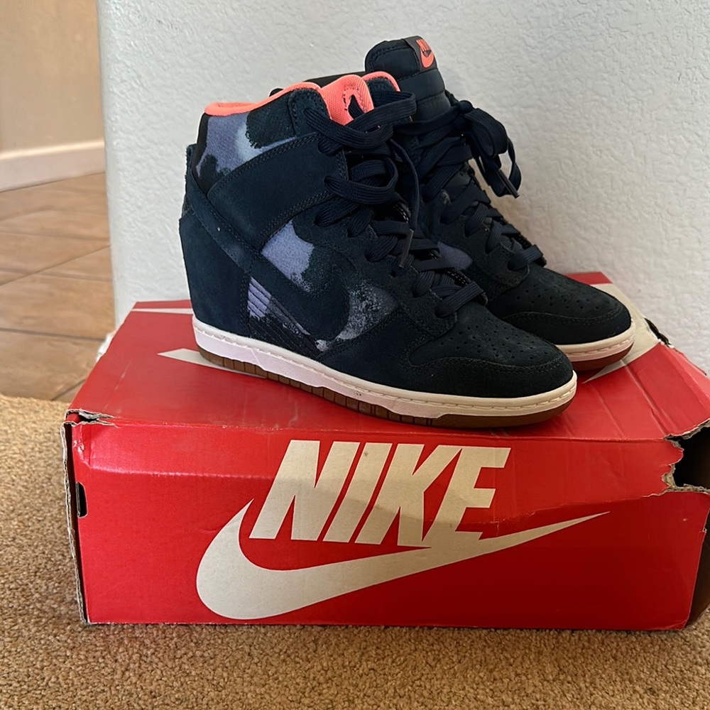 Nike Women's Dunk Sky Hi Print